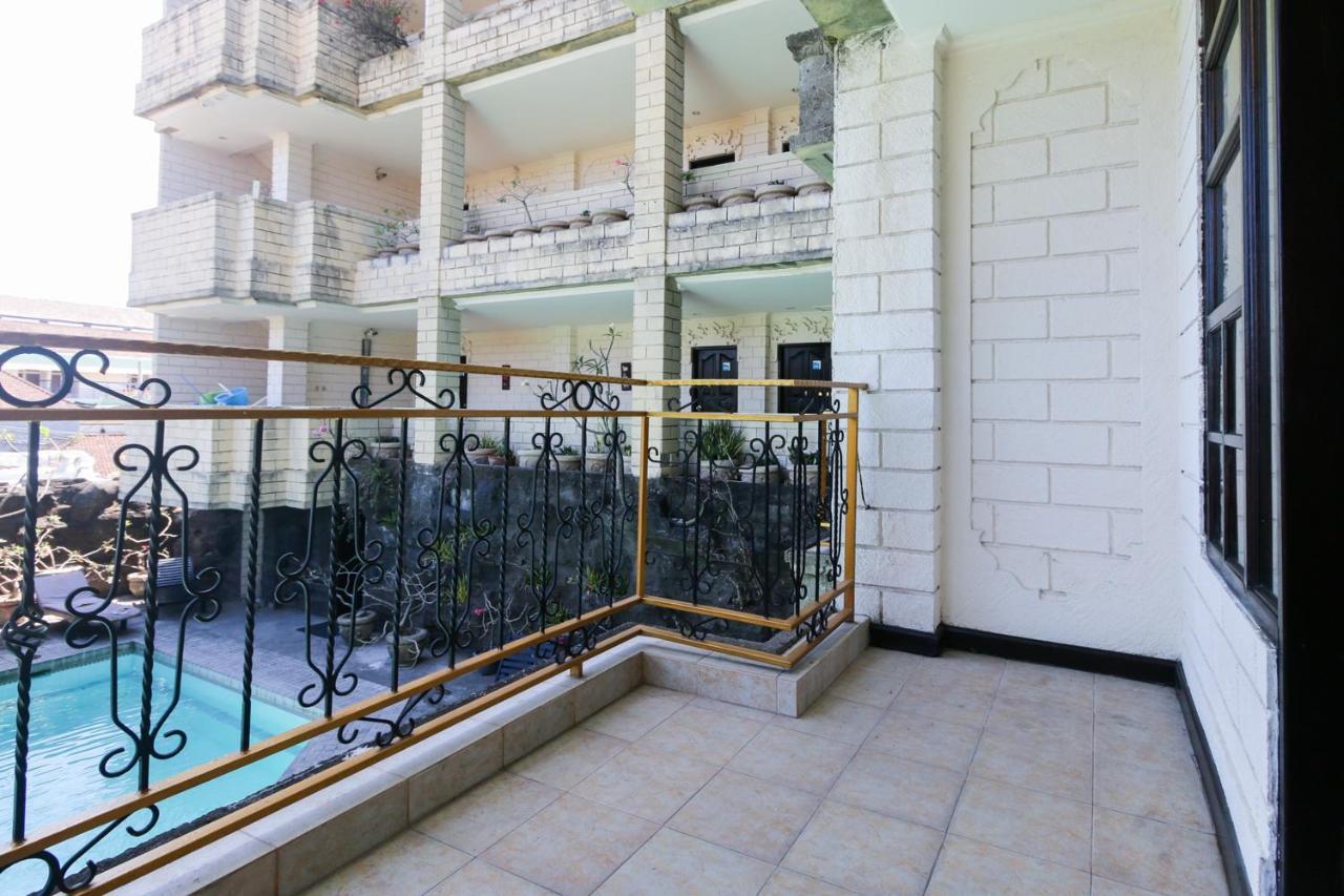 Vilarisi Hotel Legian Exterior foto